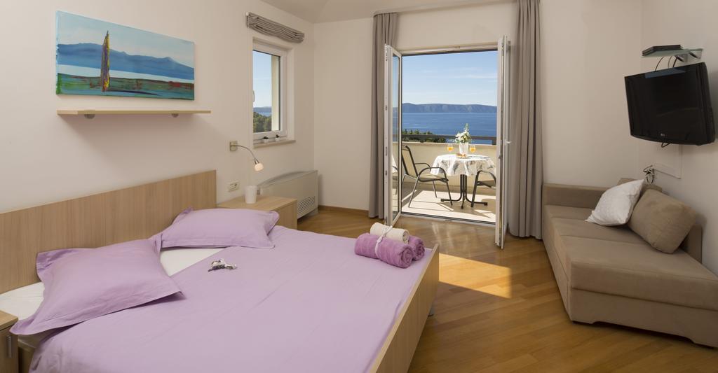 Apartmani Villa Athina Tucepi Exterior photo
